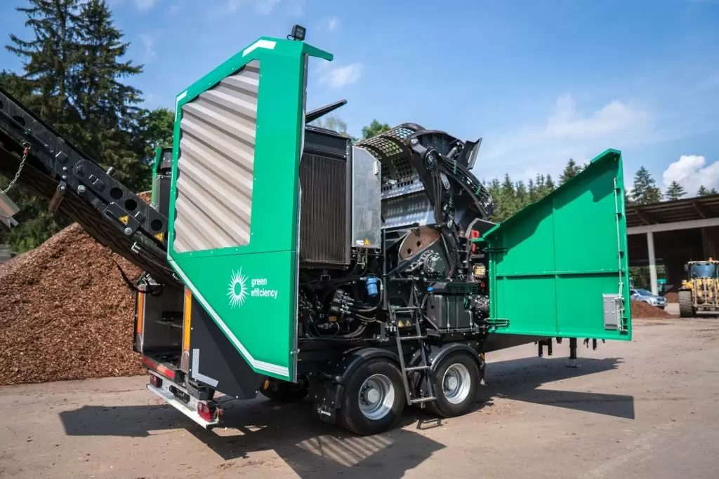 AXTOR2_4510-23-of-97_Komptech_Schnelläufer_klein