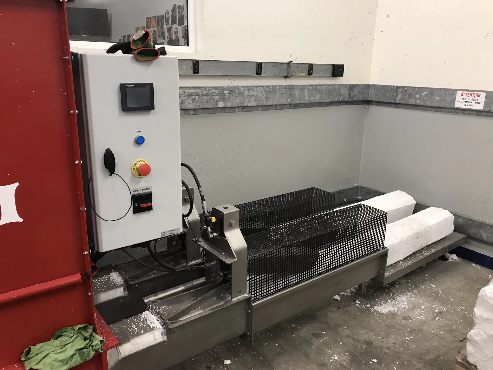 HUG_RUNI_Schneckenverdichter Styropor_SK200 Twin_Bild 5