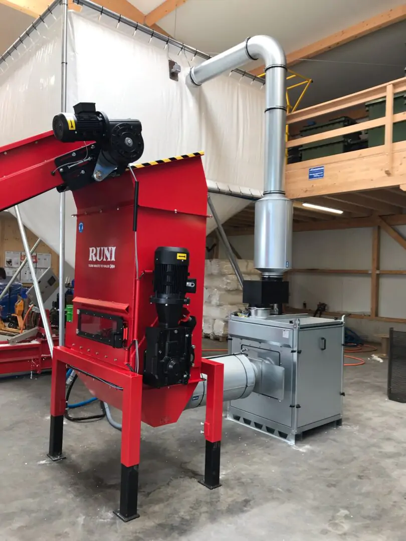 RUNI_SK 370_Vorbrecher_Gebläse_Silo_Henny