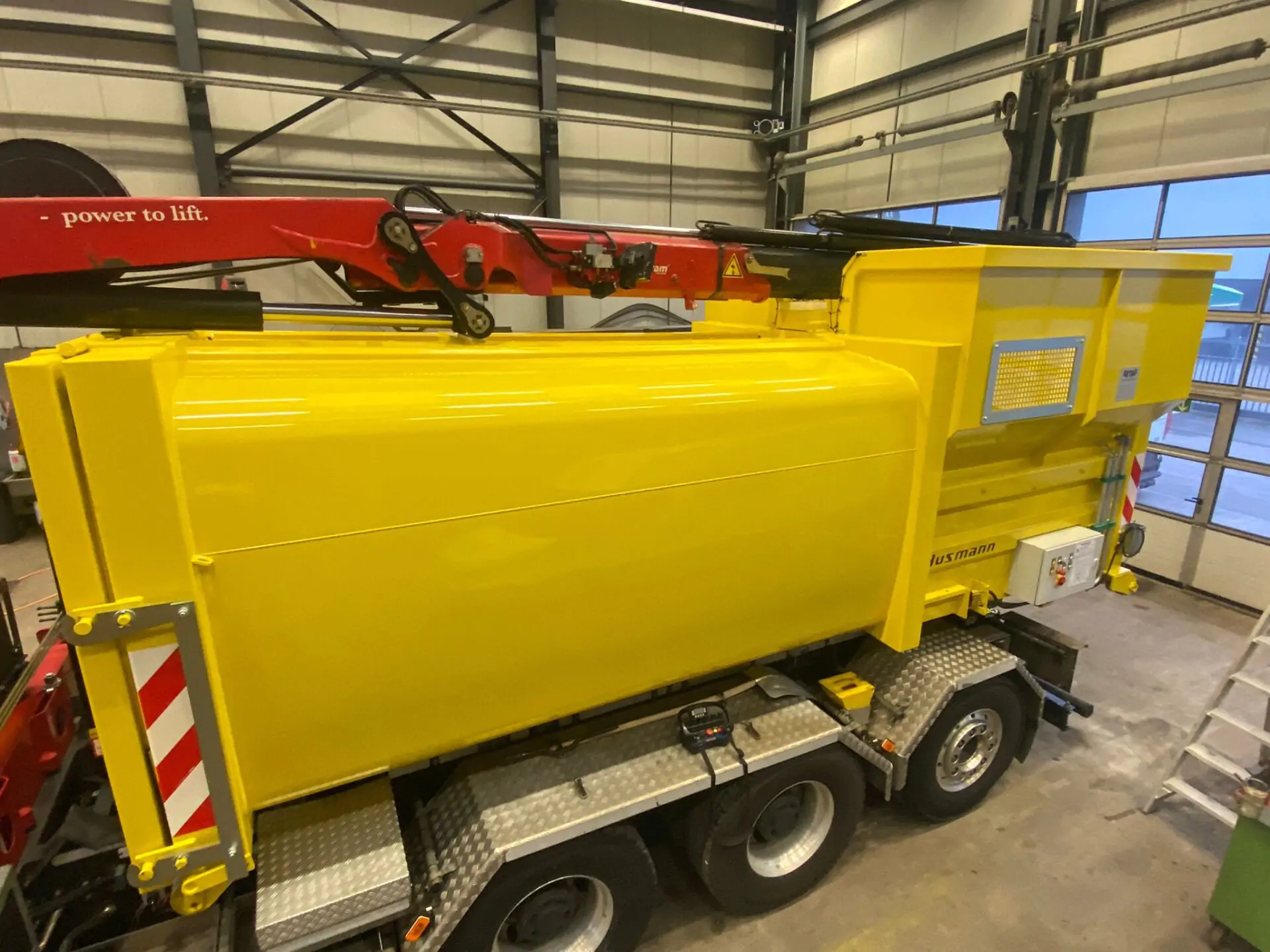 Husmann_Presscontainer mit Spezialtrichter_Ville de Geneve_IMG_6336