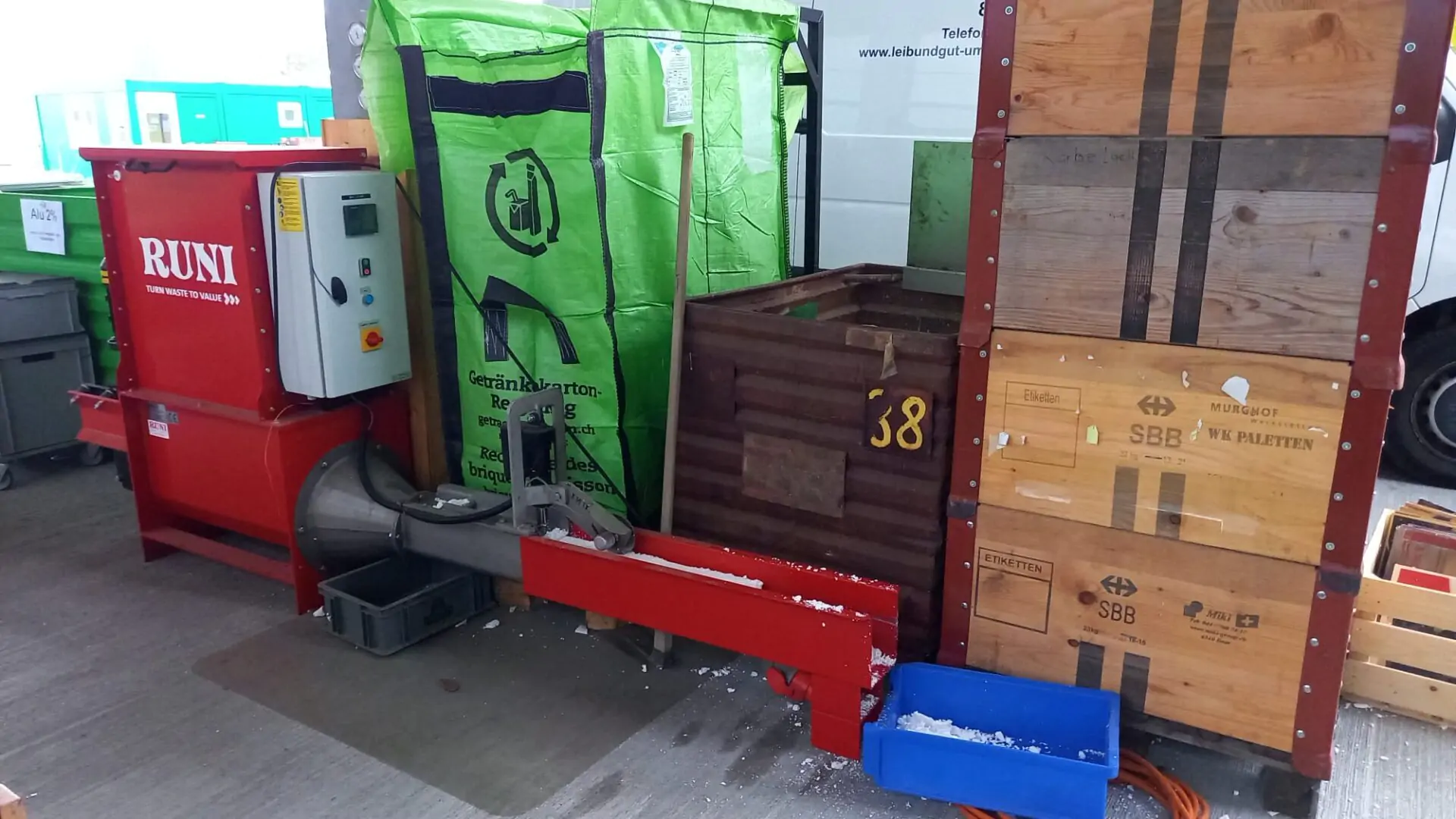 Runi_Styroporverdichter_Leib&Gut_Bild 2